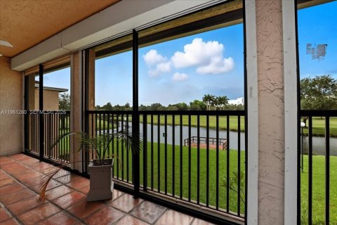 Condo in Plantation, Florida, 4 bedrooms  № 2024613 - photo 14