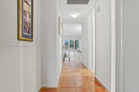 Condo in Plantation, Florida, 4 bedrooms  № 2024613 - photo 30