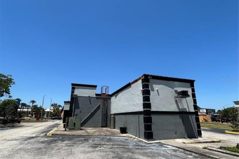 Propiedad comercial en alquiler en Orlando, Florida, 395.86 m2 № 1644116 - foto 5