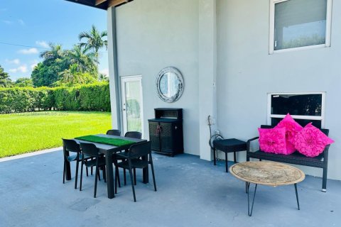 House in Homestead, Florida 3 bedrooms, 221.48 sq.m. № 1812188 - photo 30