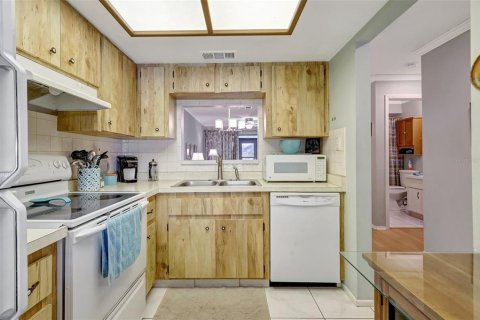 Condominio en venta en Bradenton, Florida, 2 dormitorios, 79.06 m2 № 1888502 - foto 6