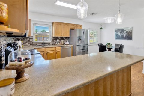 House in Riverview, Florida 3 bedrooms, 145.11 sq.m. № 1797800 - photo 8