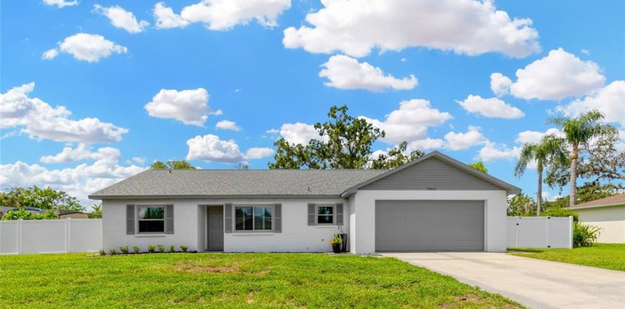 House in Riverview, Florida 3 bedrooms, 145.11 sq.m. № 1797800