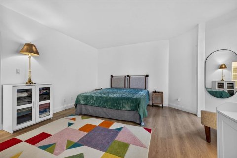 Condominio en venta en Clearwater, Florida, 2 dormitorios, 124.49 m2 № 2149762 - foto 6