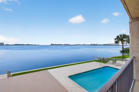 Condominio en venta en Clearwater, Florida, 2 dormitorios, 124.49 m2 № 2149762 - foto 29