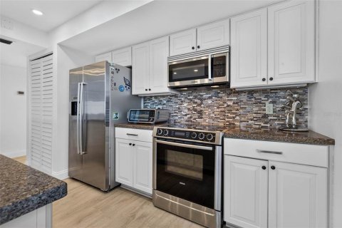 Condominio en venta en Clearwater, Florida, 2 dormitorios, 124.49 m2 № 2149762 - foto 16