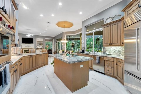 Casa en venta en Longwood, Florida, 4 dormitorios, 418.8 m2 № 1769408 - foto 12