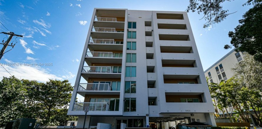 Condo in Miami, Florida, 1 bedroom  № 1889512