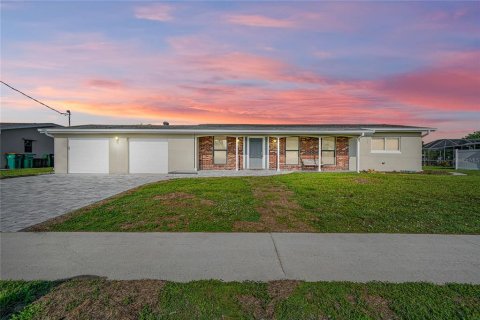 Casa en alquiler en Port Charlotte, Florida, 3 dormitorios, 150.69 m2 № 1803377 - foto 2