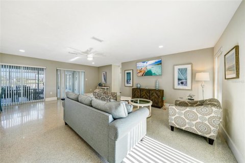 Casa en alquiler en Port Charlotte, Florida, 3 dormitorios, 150.69 m2 № 1803377 - foto 6