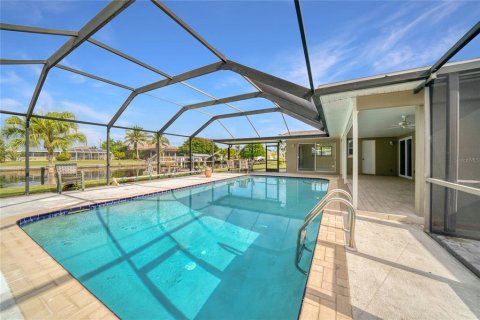 Casa en alquiler en Port Charlotte, Florida, 3 dormitorios, 150.69 m2 № 1803377 - foto 25