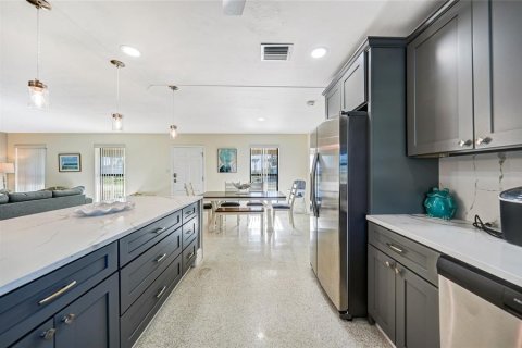 Casa en alquiler en Port Charlotte, Florida, 3 dormitorios, 150.69 m2 № 1803377 - foto 14