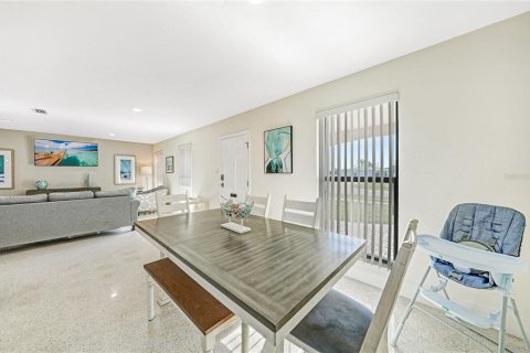 Casa en alquiler en Port Charlotte, Florida, 3 dormitorios, 150.69 m2 № 1803377 - foto 10