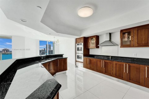 Купить кондоминиум в Авентура, Флорида 3 спальни, 285.12м2, № 2012865 - фото 7