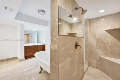 Купить кондоминиум в Авентура, Флорида 3 спальни, 285.12м2, № 2012865 - фото 15