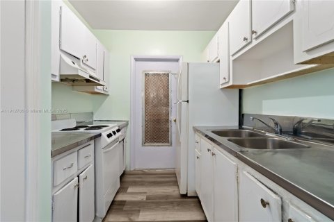 Copropriété à vendre à Hallandale Beach, Floride: 1 chambre, 59.46 m2 № 1970305 - photo 6