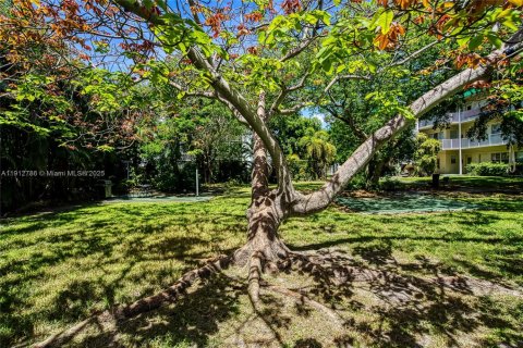 Copropriété à vendre à Hallandale Beach, Floride: 1 chambre, 59.46 m2 № 1970305 - photo 28