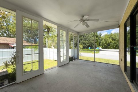 House in New Port Richey, Florida 3 bedrooms, 108.23 sq.m. № 1663193 - photo 26