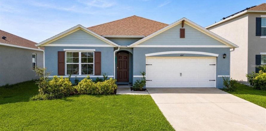 Villa ou maison à Kissimmee, Floride 4 chambres, 171.5 m2 № 2413856