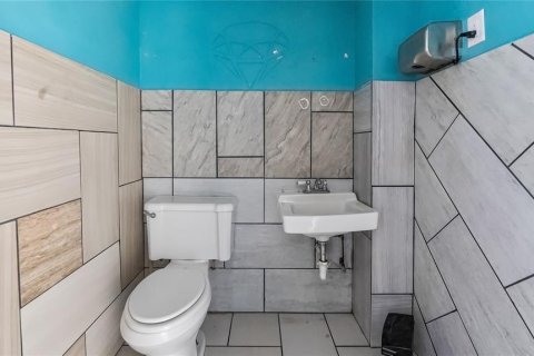 Propiedad comercial en alquiler en Tavares, Florida № 1688137 - foto 21