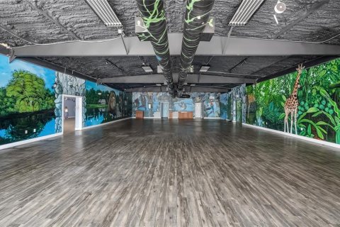 Propiedad comercial en alquiler en Tavares, Florida № 1688137 - foto 4