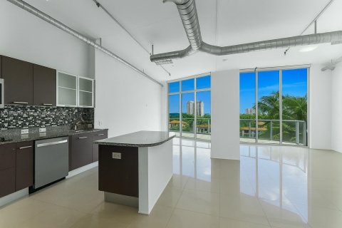 Condo in Aventura, Florida, 2 bedrooms  № 1896963 - photo 20