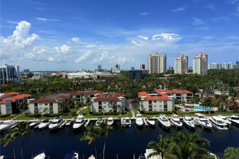 Condo in Aventura, Florida, 2 bedrooms  № 1896963 - photo 12