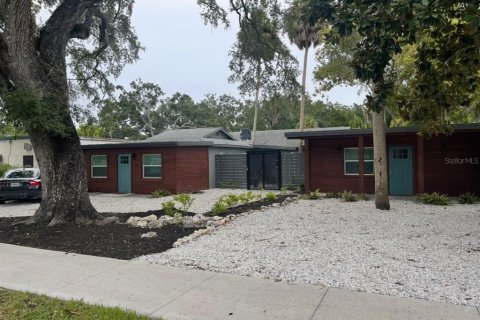 Casa en alquiler en Port Richey, Florida, 2 dormitorios, 74.32 m2 № 1905346 - foto 1