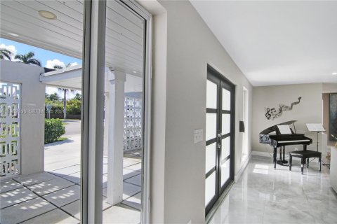 Casa en venta en Hollywood, Florida, 3 dormitorios, 141.4 m2 № 2007363 - foto 22