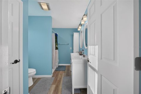Villa ou maison à vendre à Oxford, Floride: 3 chambres, 150.41 m2 № 2421702 - photo 6