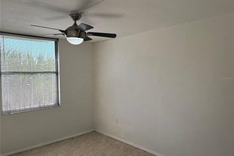 Condo in Clearwater, Florida, 2 bedrooms № 2196763 - photo 7