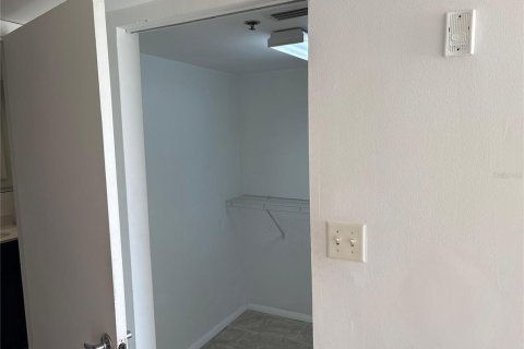 Condo in Clearwater, Florida, 2 bedrooms № 2196763 - photo 14
