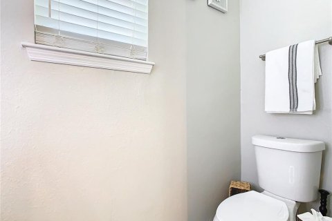 Condo in Orlando, Florida, 2 bedrooms  № 1586449 - photo 30