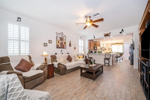 House in Apopka, Florida 3 bedrooms, 169.36 sq.m. № 1602367 - photo 9