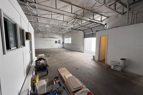 Immobilier commercial à vendre à Opa-locka, Floride: 334.45 m2 № 2147395 - photo 13