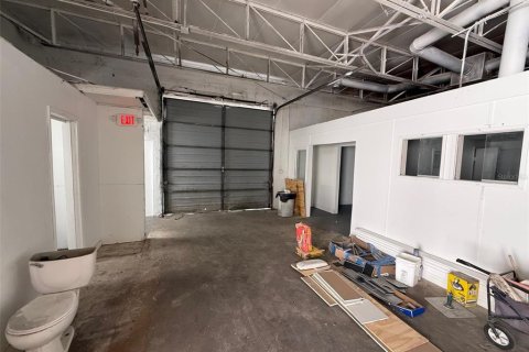 Immobilier commercial à vendre à Opa-locka, Floride: 334.45 m2 № 2147395 - photo 15