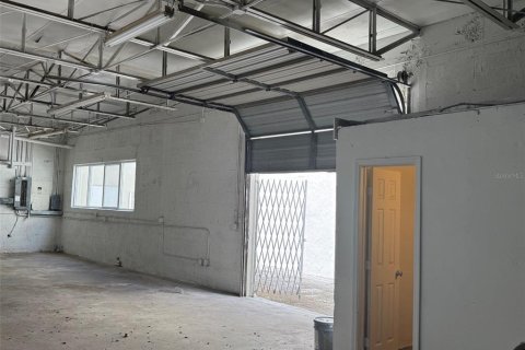Immobilier commercial à vendre à Opa-locka, Floride: 334.45 m2 № 2147395 - photo 14