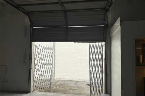 Immobilier commercial à vendre à Opa-locka, Floride: 334.45 m2 № 2147395 - photo 18