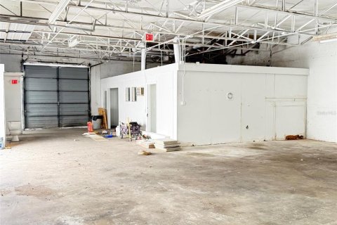 Immobilier commercial à vendre à Opa-locka, Floride: 334.45 m2 № 2147395 - photo 21