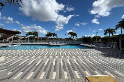 Copropriété à louer à Miami, Floride: 3 chambres, 118.45 m2 № 2000090 - photo 18