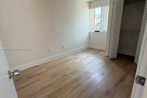 Copropriété à louer à Miami, Floride: 3 chambres, 118.45 m2 № 2000090 - photo 9