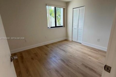 Copropriété à louer à Miami, Floride: 3 chambres, 118.45 m2 № 2000090 - photo 10