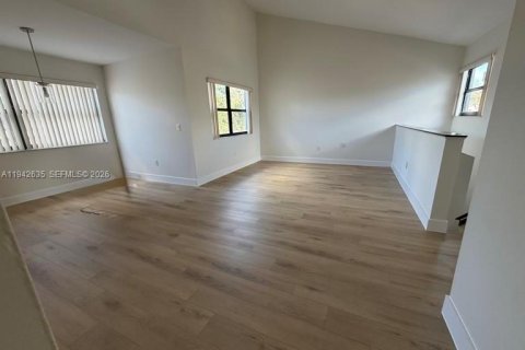 Condo à Miami, Floride, 3 chambres  № 2000090