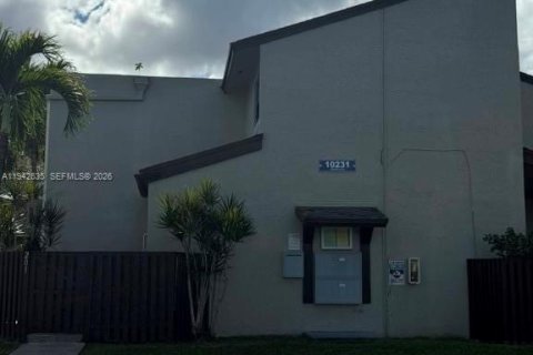 Copropriété à louer à Miami, Floride: 3 chambres, 118.45 m2 № 2000090 - photo 13