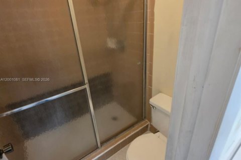 Снять в аренду таунхаус в Санрайз, Флорида 2 спальни, 88.63м2, № 2065369 - фото 11