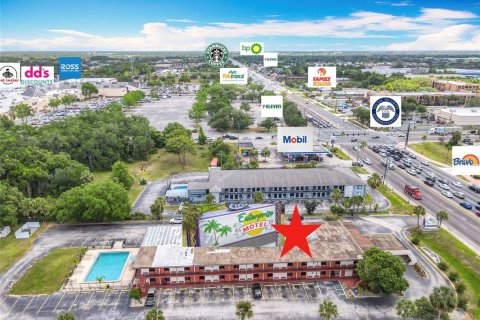 Hotel en venta en Kissimmee, Florida, 1800.82 m2 № 1636404 - foto 1