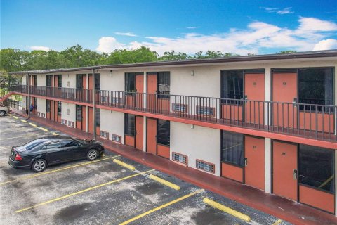 Hotel en venta en Kissimmee, Florida, 1800.82 m2 № 1636404 - foto 15
