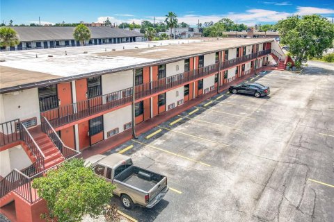 Hotel en venta en Kissimmee, Florida, 1800.82 m2 № 1636404 - foto 16
