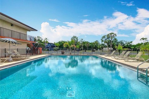 Hotel en venta en Kissimmee, Florida, 1800.82 m2 № 1636404 - foto 12