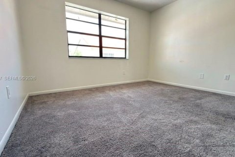 Copropriété à louer à Hialeah, Floride: 2 chambres, 89.37 m2 № 2085663 - photo 17